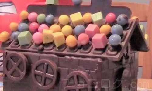【チョコレートの壁】子供も喜ぶお菓子の家作り特集！2023クリスマス